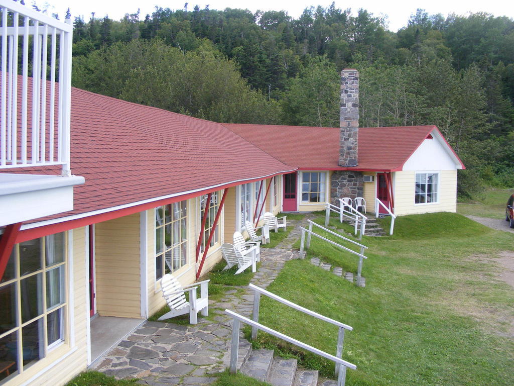 Hotel Motel Bon Accueil Rivière-la-Madeleine Esterno foto